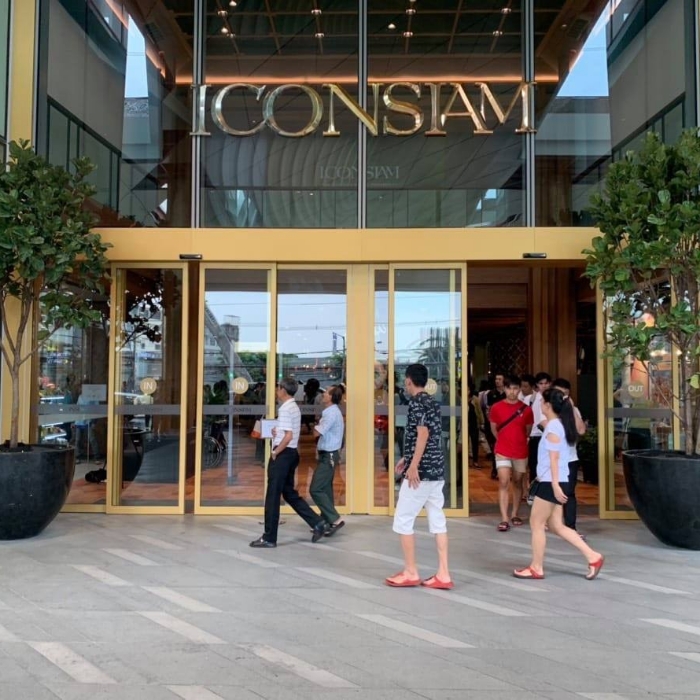 กระถางปูนหินขัด ทรงโอเวิล หินขัดดำเม็ดดำ-ตกแต่งหน้าห้าง Icon Siam