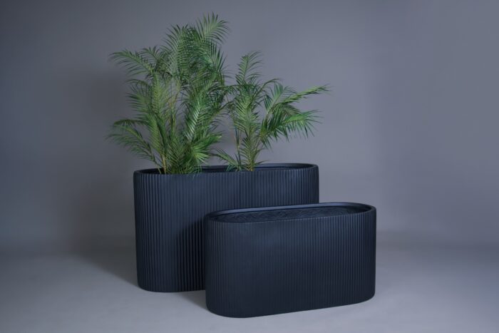 BLOCK fiberglass pots_black matte