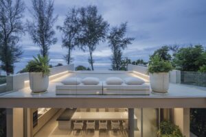 กระถางไฟเบอร์เคลย์-vs-กระถางปูน-ipot