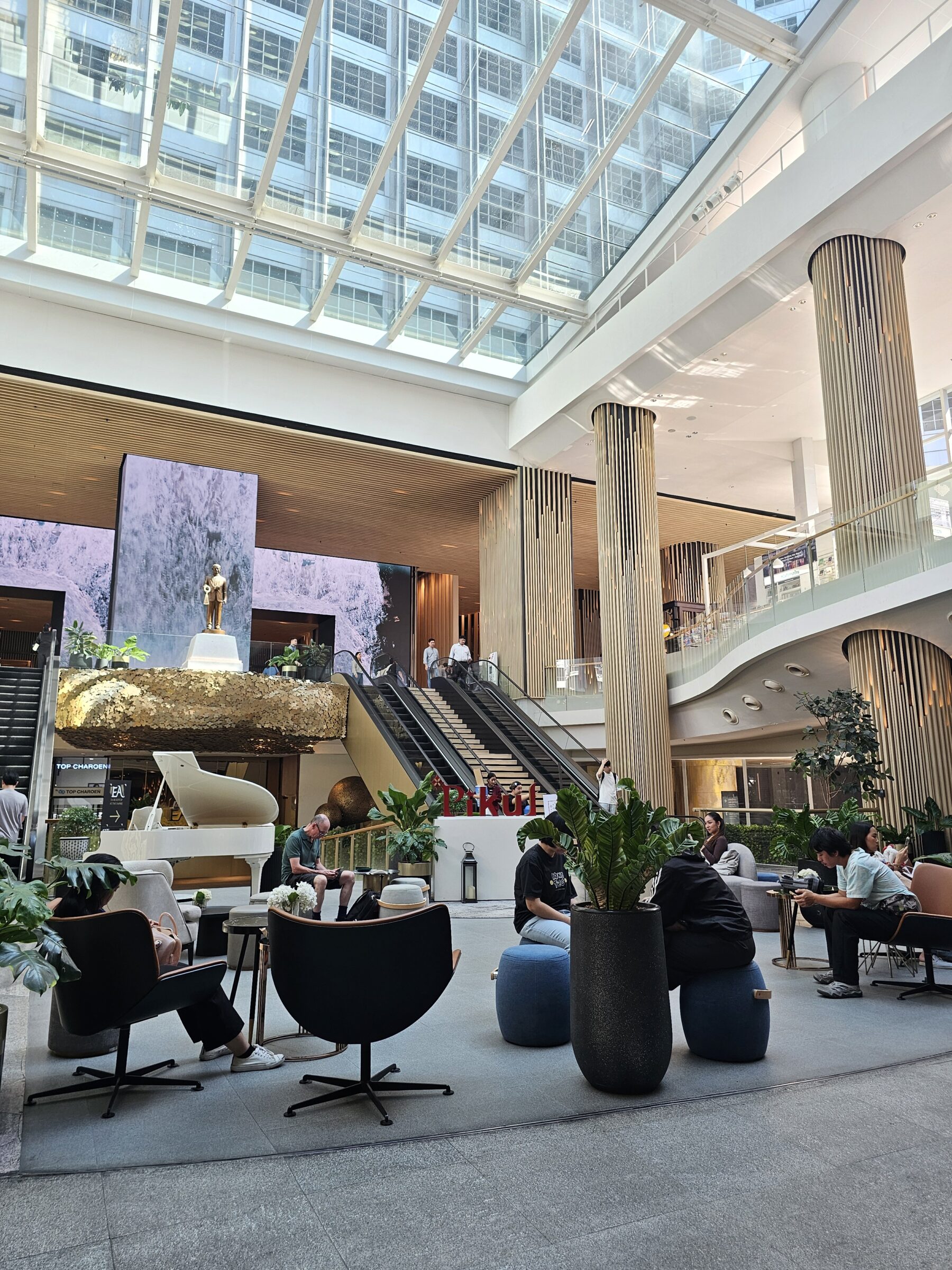 The Empire by Asset World Corporation