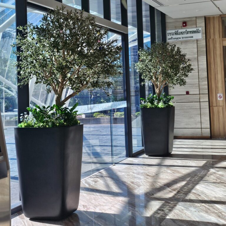 กระถาง fiberglass pots ตกแต่งโครงการศุภาลัย ไอคอน สาทร