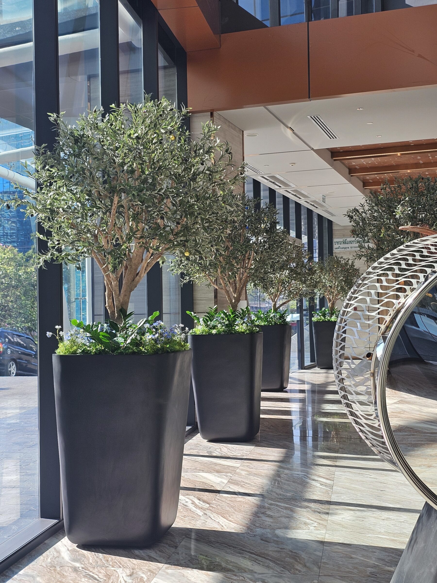กระถาง Taperus - fiberglass pots @โครงการ Supalai Icon Sathorn